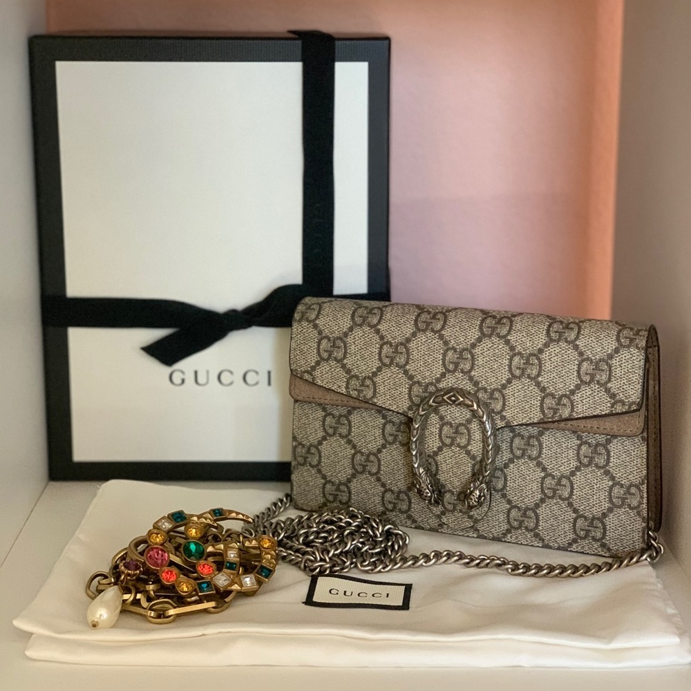 Gg gift box